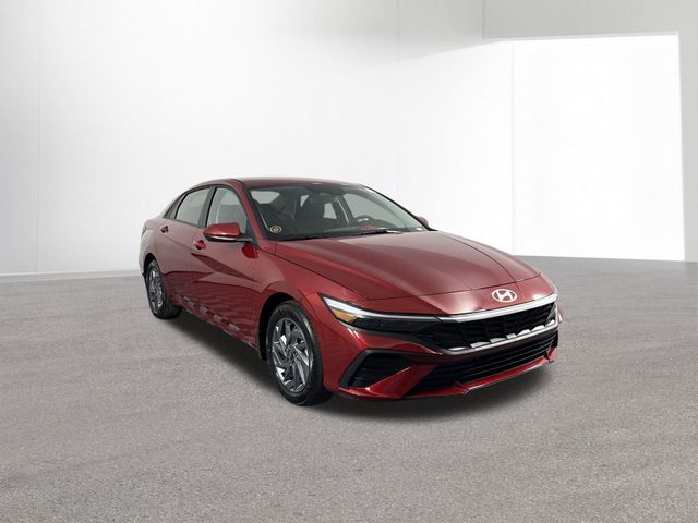 Used 2025 Hyundai Elantra Hybrid For Sale in Indianapolis, IN