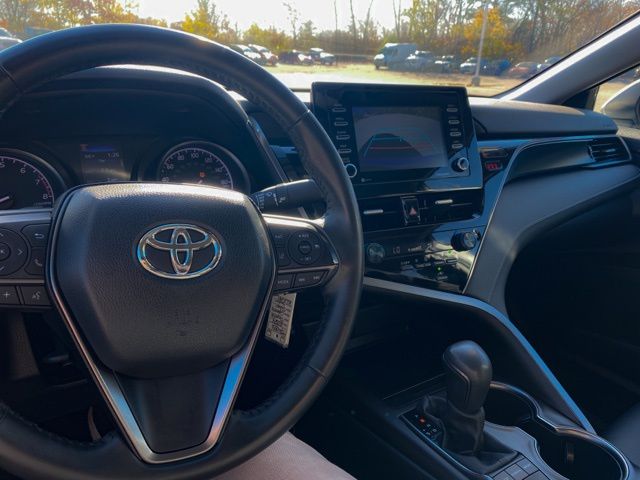 2024 Toyota Camry SE 29