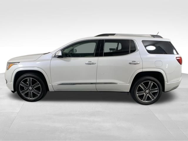 2017 GMC Acadia Denali 4