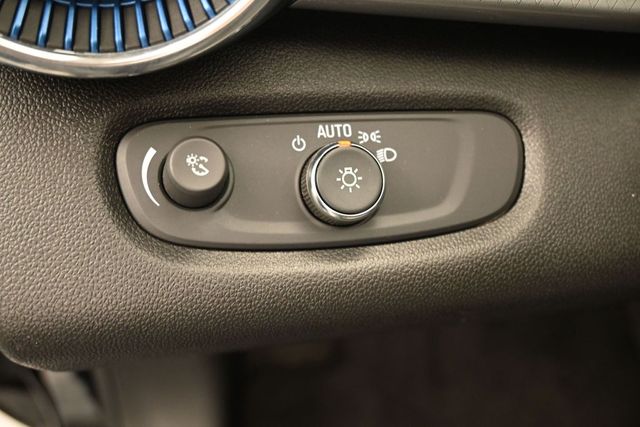 Used 2025 Chevrolet Trax SUV
