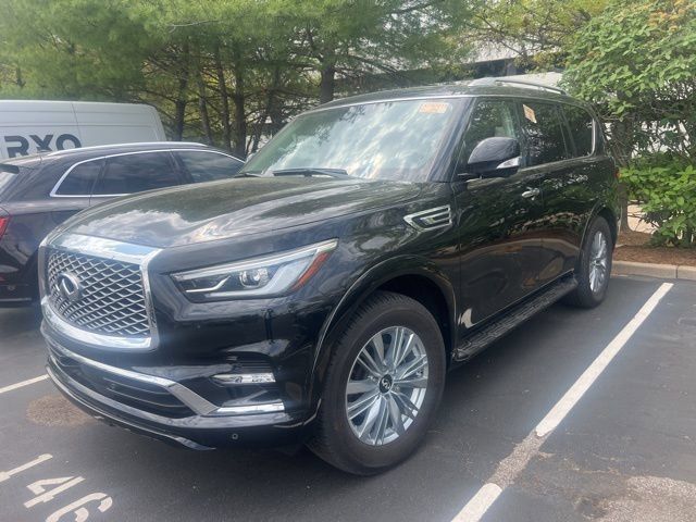 2024 INFINITI QX80 LUXE