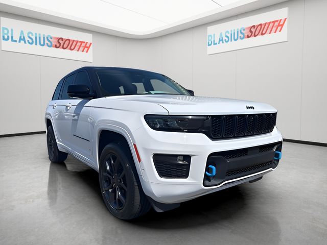 Bright White Clearcoat 2023 Jeep Grand Cherokee 4xe 4WD SUV / Crossover Four-Wheel Drive 8-Speed Automatic