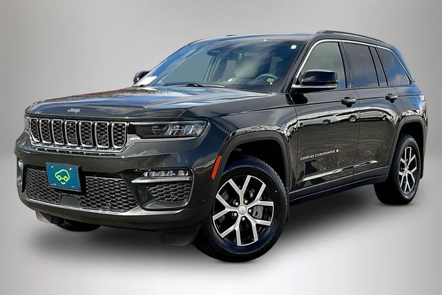 View vehicle photo 3