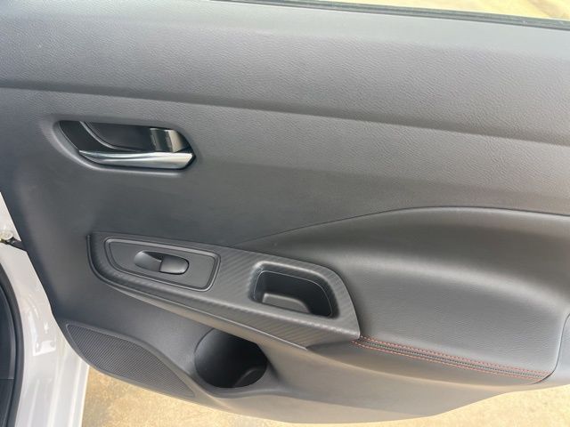 New 2025 White Nissan 1.6 SR image 22