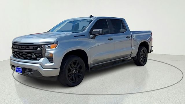 View vehicle photo 3