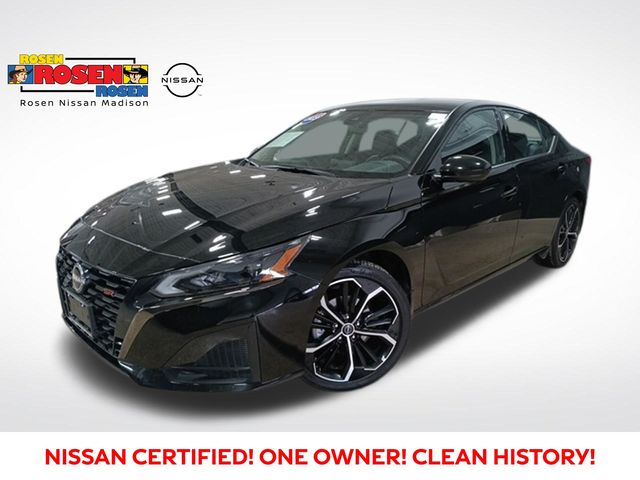 Super Black Clearcoat 2023 Nissan Altima 2.5 SR FWD Sedan Front-Wheel Drive Continuously Variable Transmission