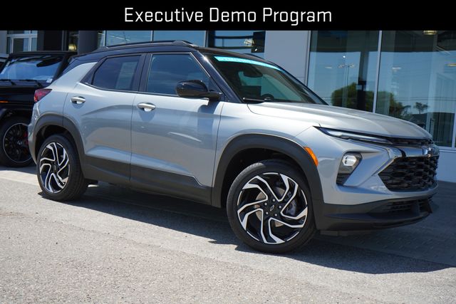 Sterling Gray Metallic 2026 Chevrolet Trailblazer SUV / Crossover Four-Wheel Drive 9-Speed Automatic