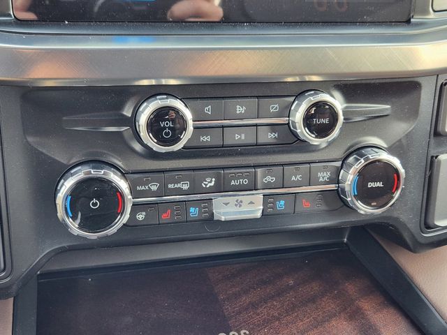 2024 Ford F-350SD King Ranch photo