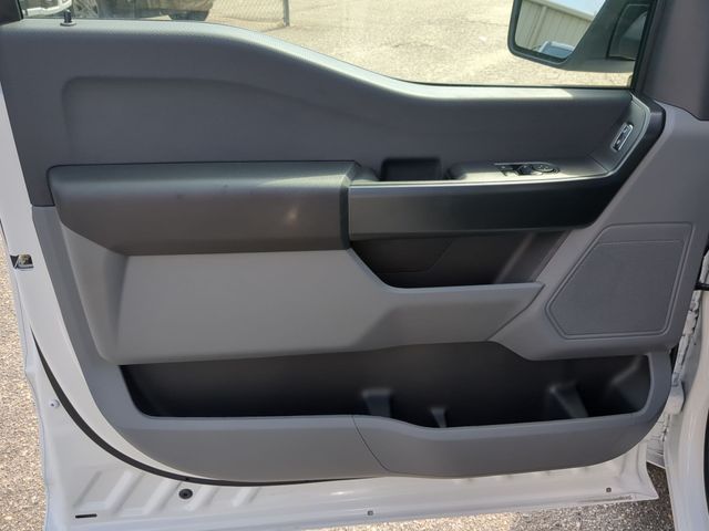 New 2026 Oxford White Ford XL image 19