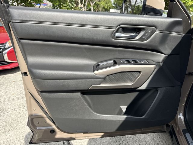 Used 2023 Nissan Pathfinder SUV