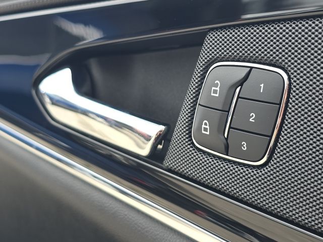 2022 LINCOLN Nautilus Reserve:B02186