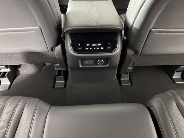 2025 Gun Metallic/Super Black Nissan Armada PRO4X 4X4 SUV