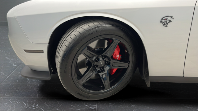 Used 2019 Triple Nickel Clearcoat Dodge SRT Hellcat Redeye image 30
