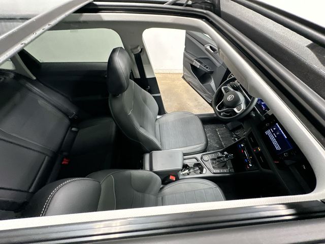 2026 Volkswagen Taos 1.5T SE Black Black at Subaru and VW of Moon Township