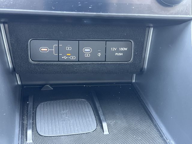 Used 2025 Gray Hyundai SEL image 21