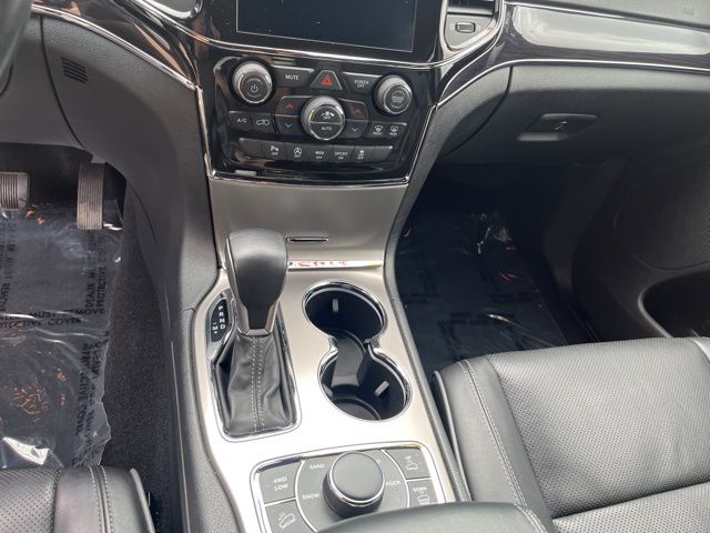 2021 Jeep Grand Cherokee Overland - Diamond Black exterior view 14