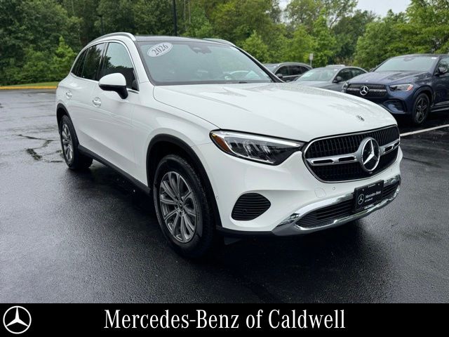 2026 Mercedes-Benz GLC GLC 300 4MATIC's photo