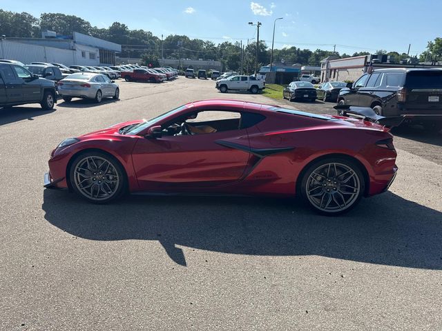 2025 Chevrolet Corvette - Image 8
