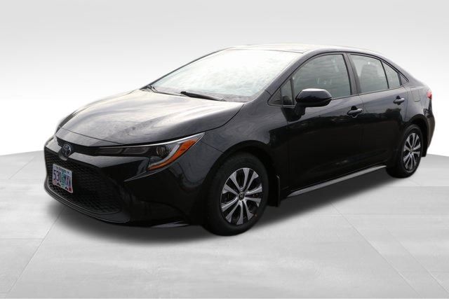 2022 Toyota Corolla Hybrid LE 23