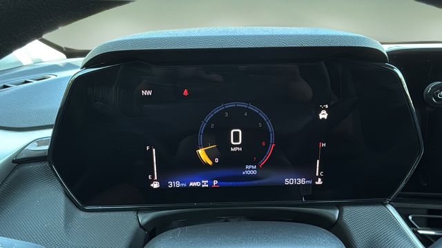 Used 2025 White Chevrolet LT image 13