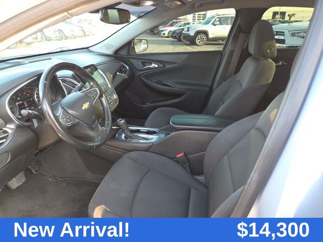 2018 Chevrolet Malibu LT photo