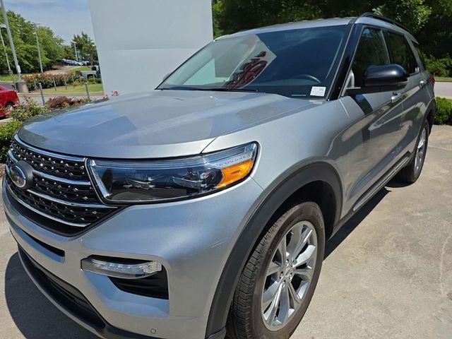 Silver Metallic 2023 Ford Explorer SUV / Crossover All-Wheel Drive Automatic
