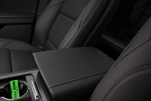 New 2026 White Lincoln Reserve image 20