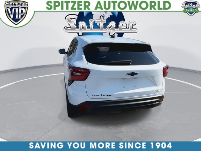 Used 2024 White Chevrolet 1RS image 7