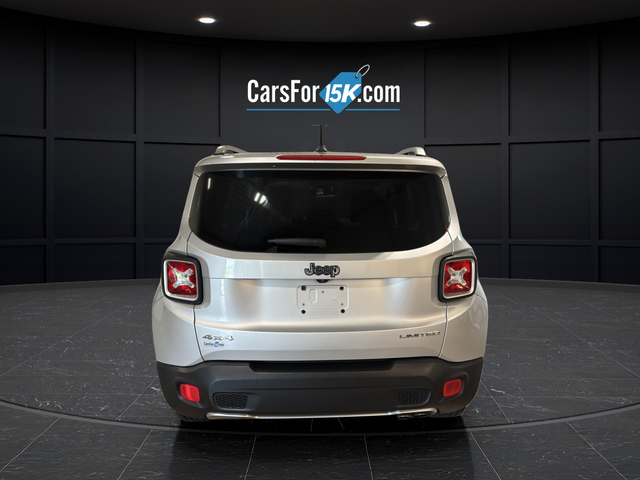 Used 2015 Glacier Metallic Jeep Limited image 5