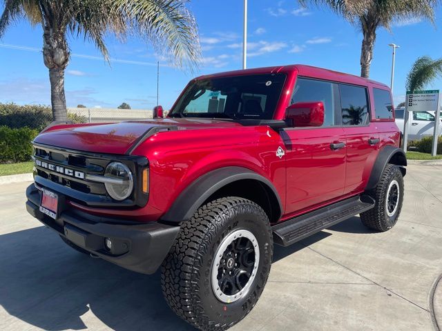 2026 Ford Bronco Outer Banks 4-Door 4WD