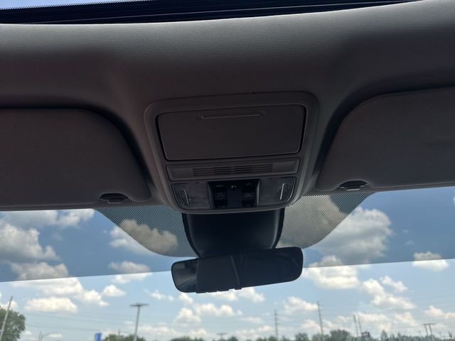 Used 2025 Honda Odyssey Van