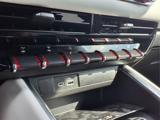 2024 GMC Canyon AT4X - Photo 23