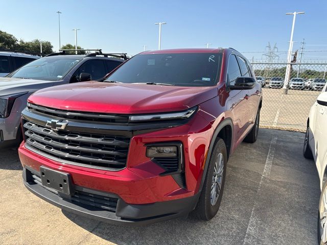 Radiant Red Tintcoat 2026 Chevrolet Traverse SUV / Crossover Front-Wheel Drive 8-Speed Automatic