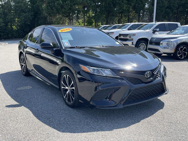 Midnight Black Metallic 2020 Toyota Camry Sedan Front-Wheel Drive 8-Speed Automatic