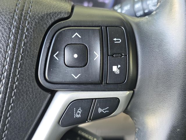 Used 2018 Toyota Highlander SUV
