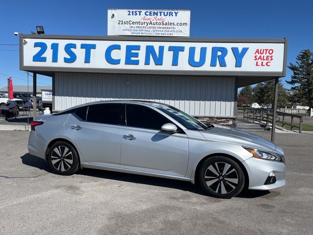 Brilliant Silver Metallic 2019 Nissan Altima 2.5 SL FWD Sedan Front-Wheel Drive Continuously Variable Transmission