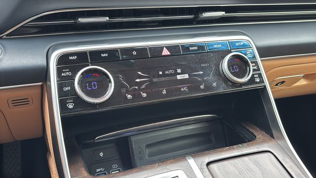 Used 2021 Silver Genesis 3.5T image 31
