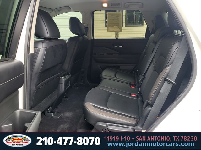 Used Car 2023 Nissan Pathfinder  Sl For Sale Under $35,000 In San Antonio, Texas