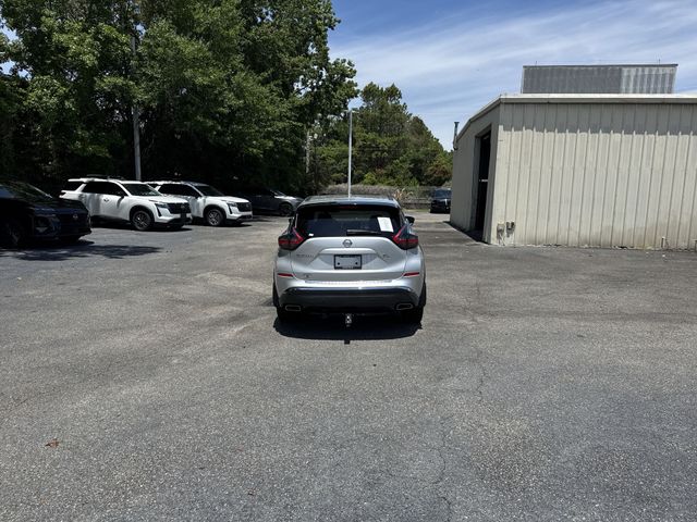 Used 2021 Silver Nissan SL image 6