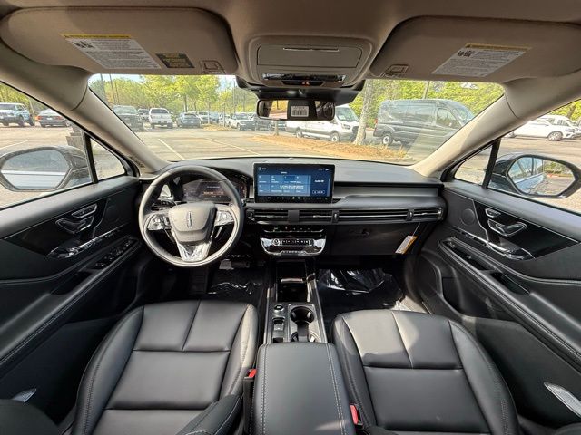 2025 Lincoln Corsair Premiere photo