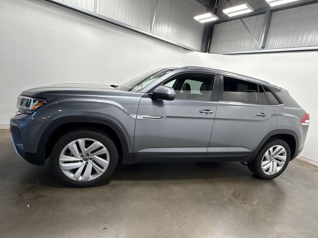 2022 Volkswagen Atlas Cross Sport 3.6L V6 SE w/Technology Gray at Bob Ruth Ford