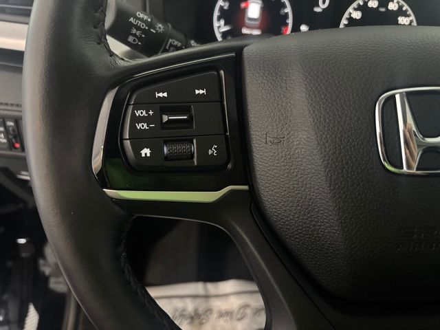 Used 2025 Honda Odyssey Van