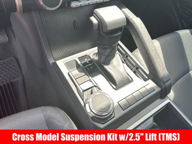 2025 Toyota Tacoma SR5 - Photo 18
