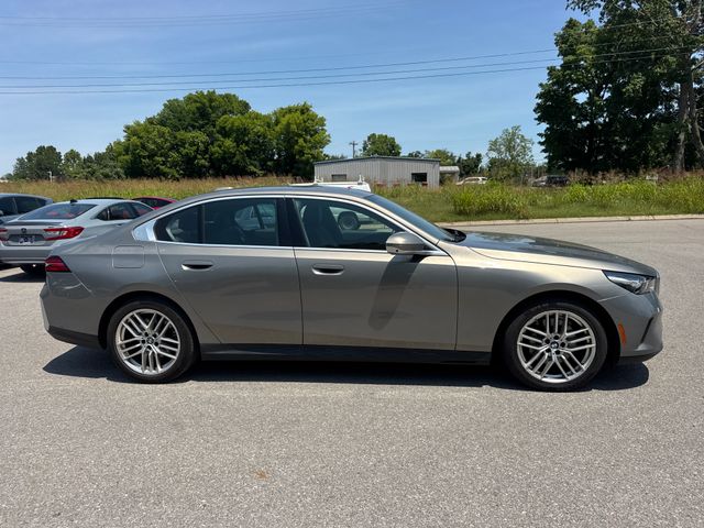 Used 2024 Gray BMW 530i image 6