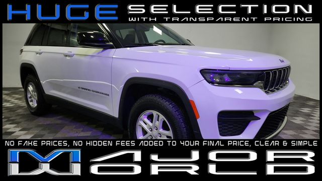2023 Jeep Grand Cherokee Laredo RWD