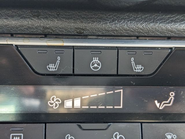 2022 Nissan Sentra SR photo