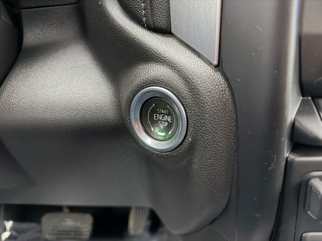 used 2021 GMC Sierra 1500 car, priced at $34,995