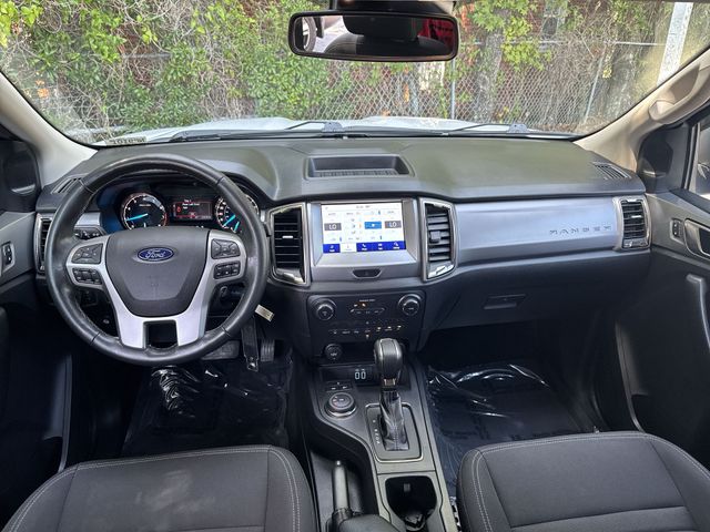 Used 2023 White Ford XLT image 9