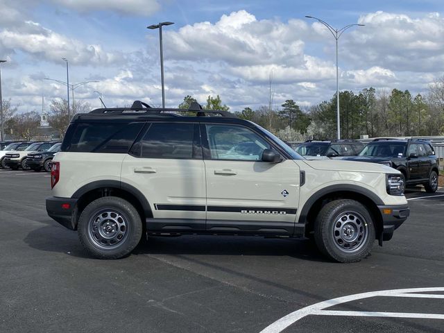 2024 Ford Bronco Sport Outer Banks 24