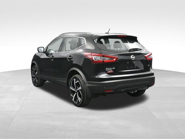 2021 Nissan Rogue Sport SL 8